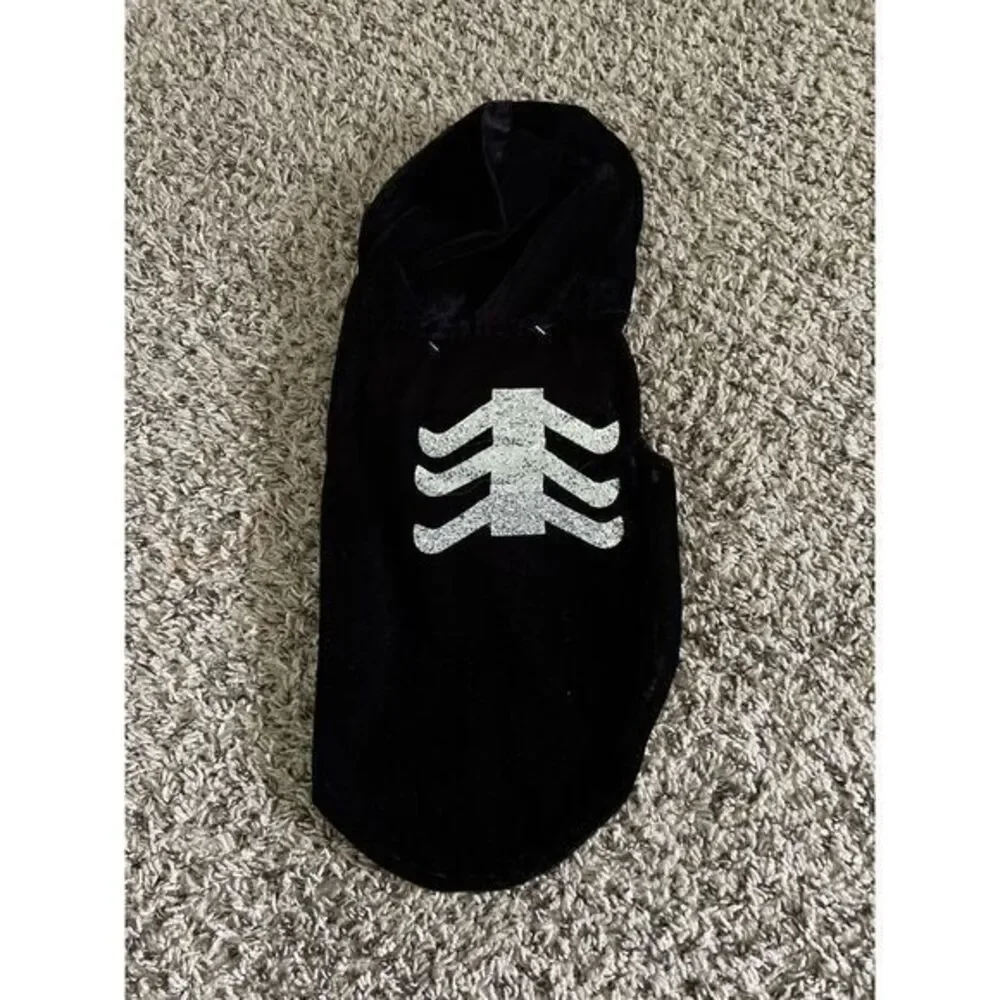 N/A nwt skelton